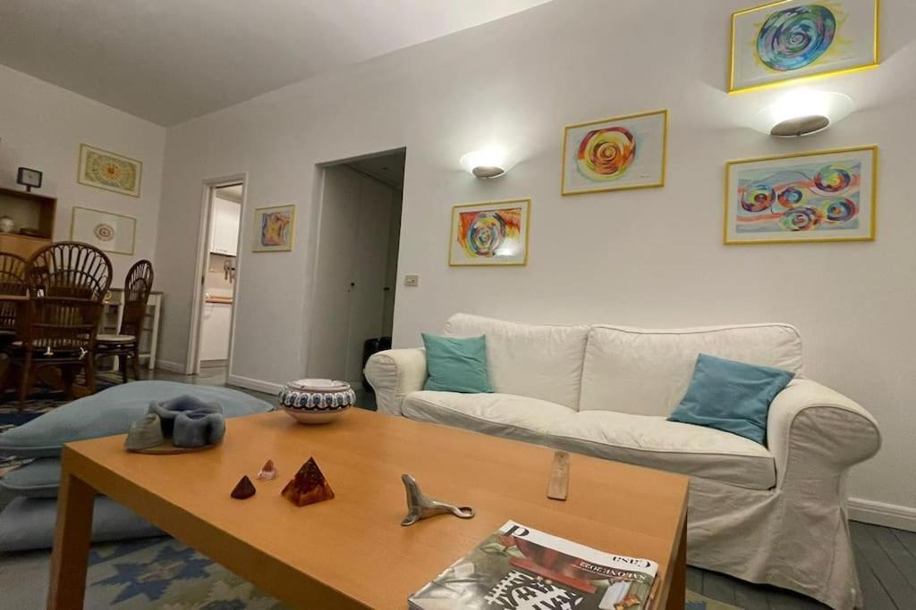 Vicolo San Trifone By Hili Apartment Roma Exterior foto